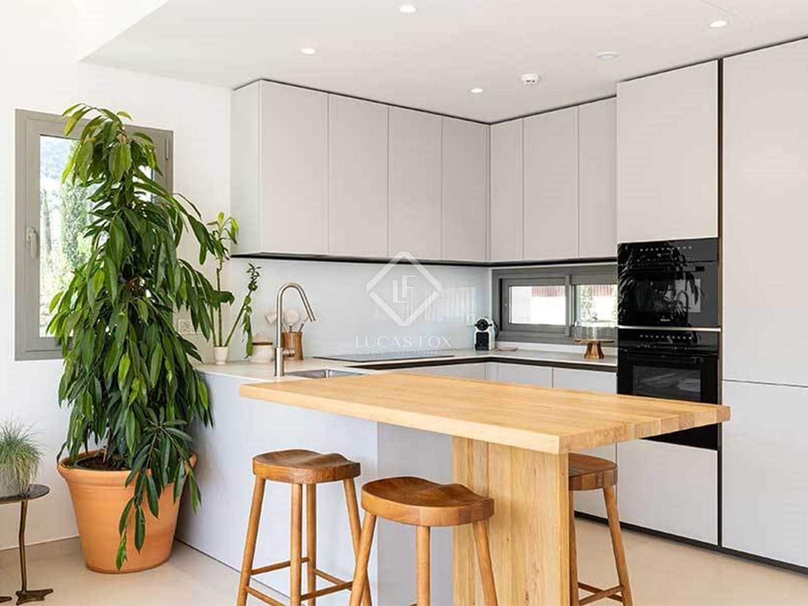 3 bedroom Apartment for sale in Mijas with pool garage - € 1,530,000 (Ref: 7739866)