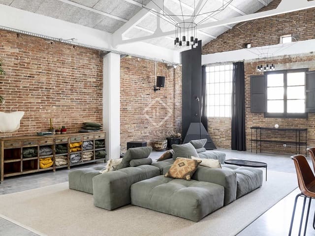 3 bedroom Apartment for rent in Barcelona city - € 9,000 (Ref: 7744963)