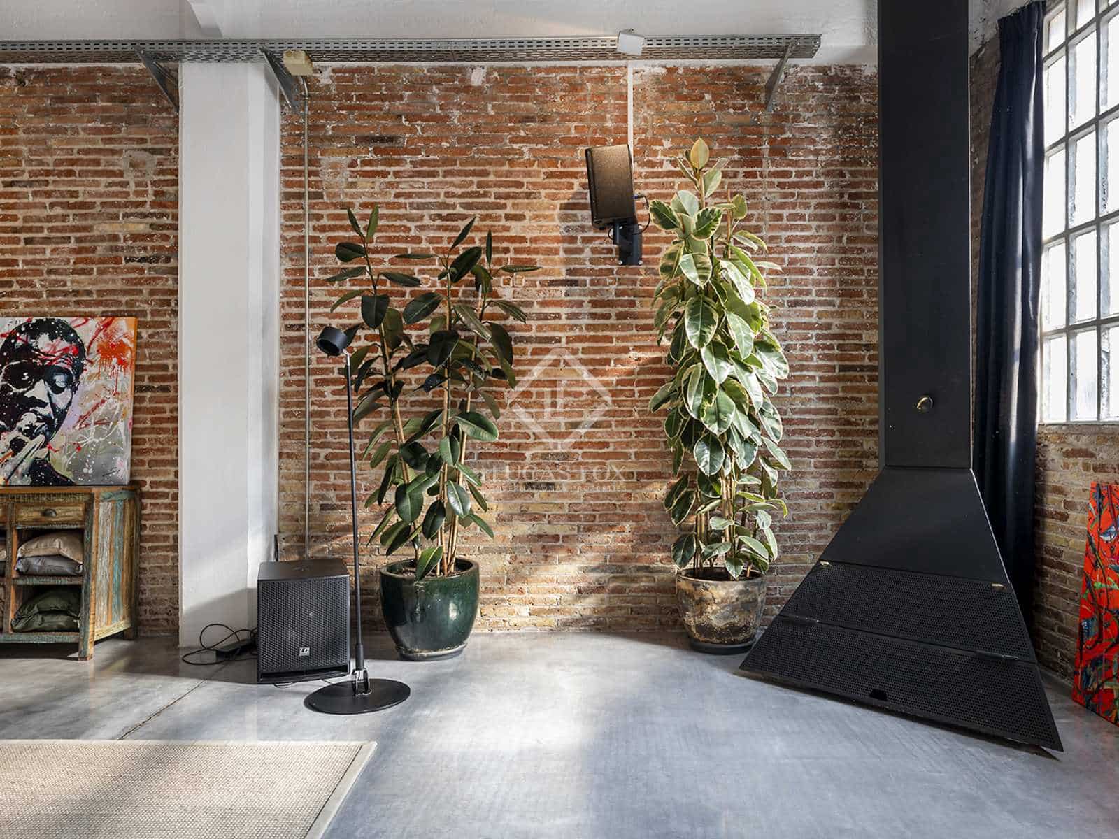 3 soveværelse Lejlighed til leje i Barcelona by - € 9.000 (Ref: 7744963)