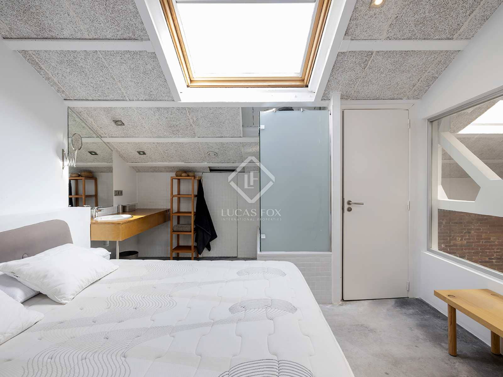 3 soveværelse Lejlighed til leje i Barcelona by - € 9.000 (Ref: 7744963)