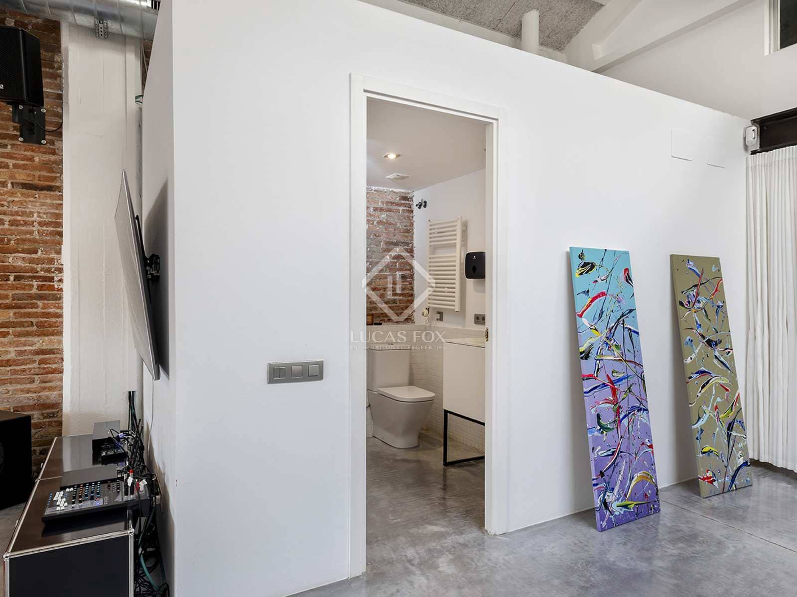 3 soveværelse Lejlighed til leje i Barcelona by - € 9.000 (Ref: 7744963)