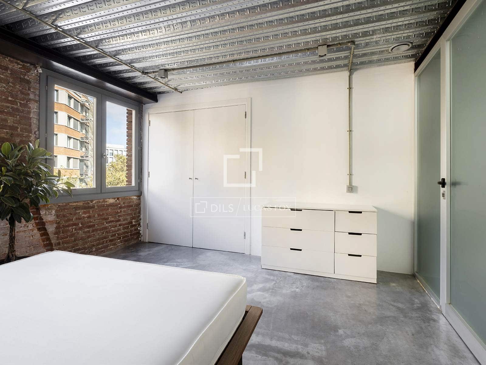 3 soveværelse Lejlighed til leje i Barcelona by - € 9.000 (Ref: 7744963)