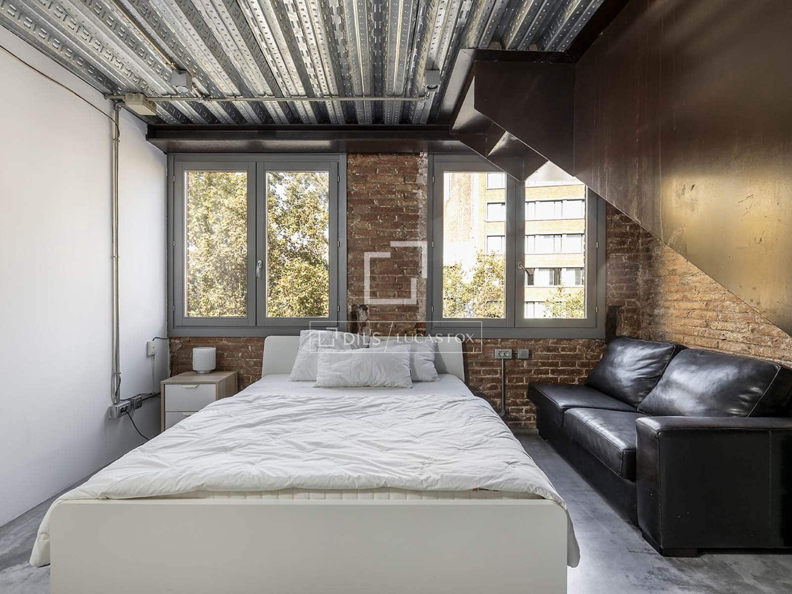 3 soveværelse Lejlighed til leje i Barcelona by - € 9.000 (Ref: 7744963)