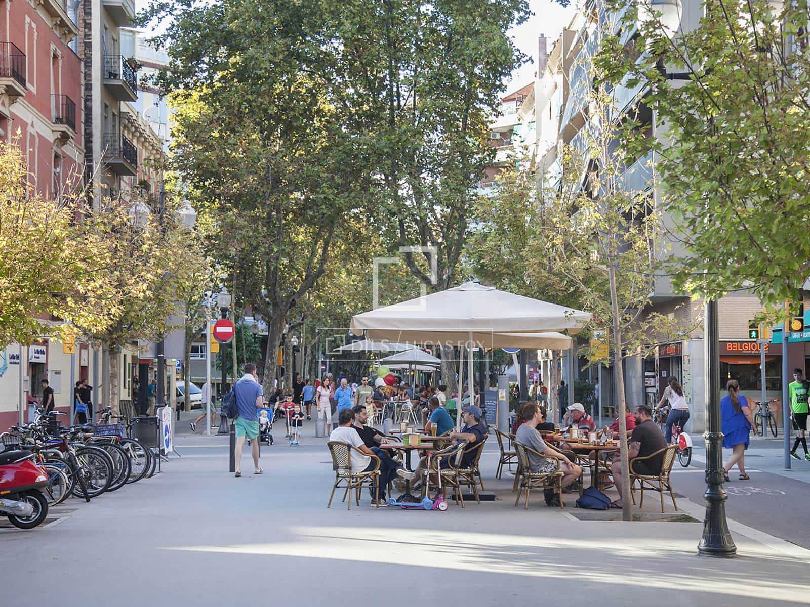 3 soveværelse Lejlighed til leje i Barcelona by - € 9.000 (Ref: 7744963)