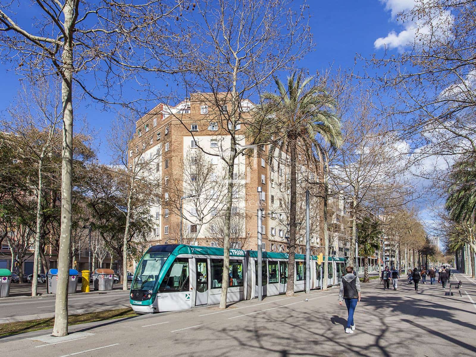3 soveværelse Lejlighed til leje i Barcelona by - € 9.000 (Ref: 7744963)
