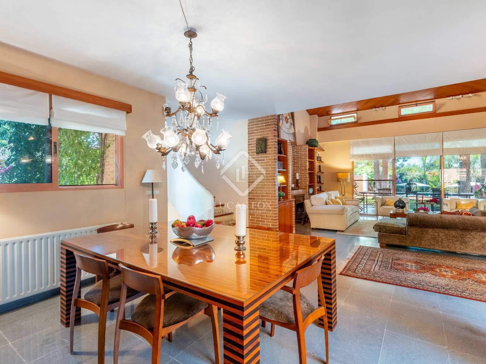 6 bedroom Villa for sale in Alicante / Alacant city with pool garage - € 1,300,000 (Ref: 7748655)