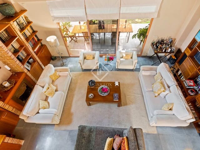 6 slaapkamer Villa te koop in Alicante stad met zwembad garage - € 1.300.000 (Ref: 7748655)