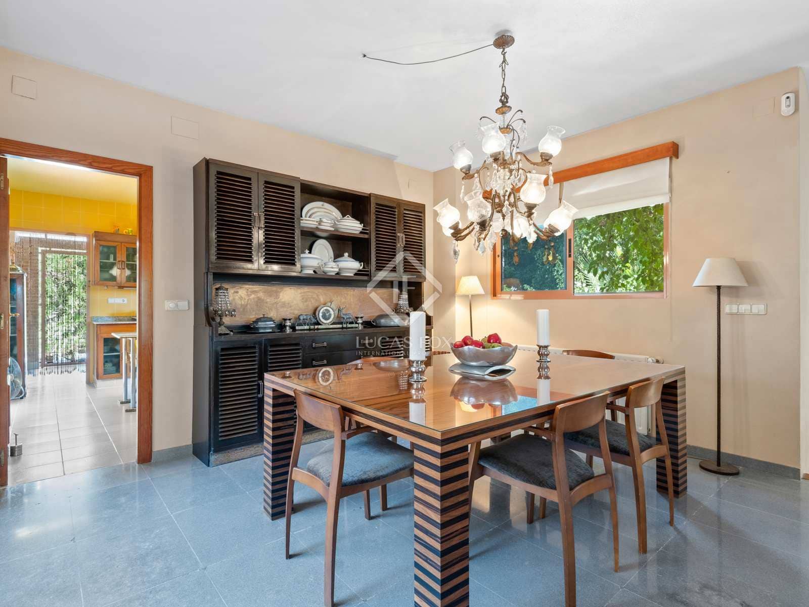 6 bedroom Villa for sale in Alicante / Alacant city with pool garage - € 1,300,000 (Ref: 7748655)