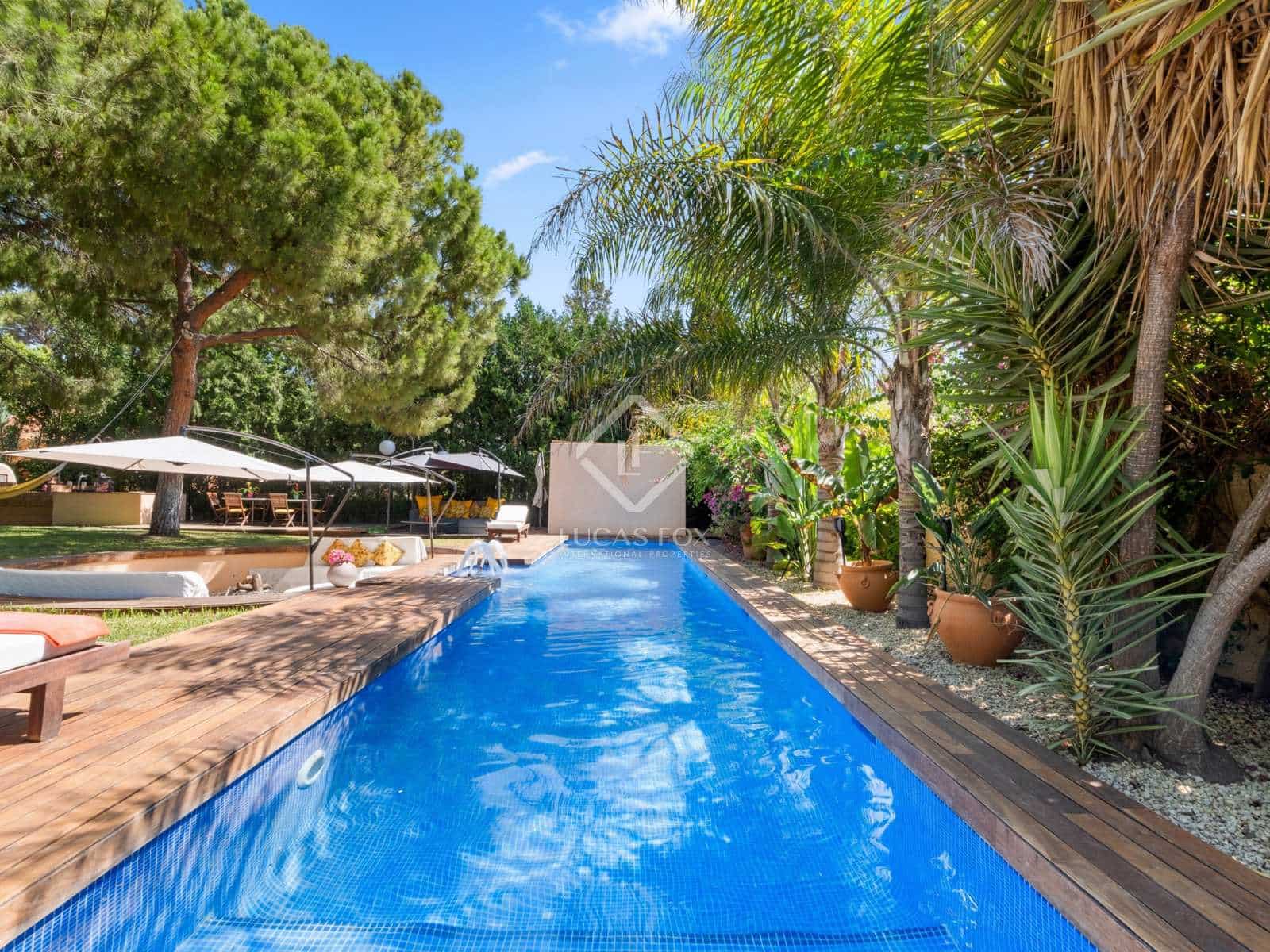 6 bedroom Villa for sale in Alicante / Alacant city with pool garage - € 1,300,000 (Ref: 7748655)