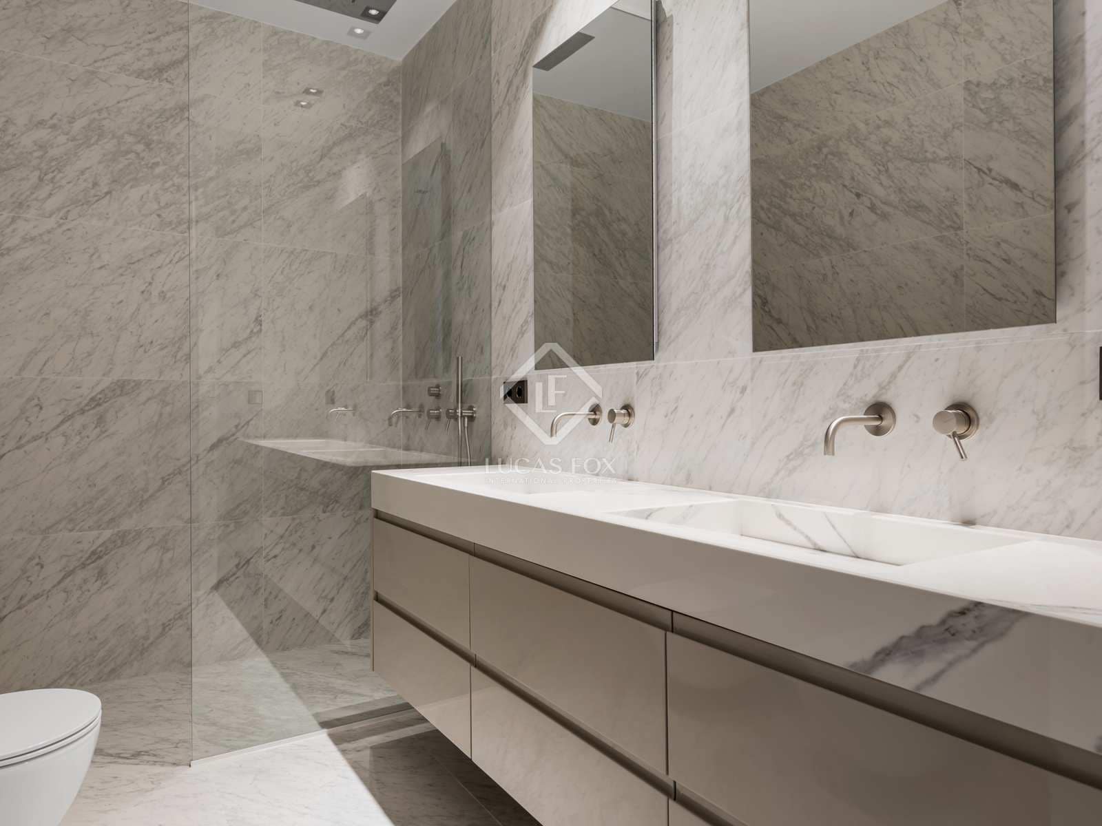 5 bedroom Villa for sale in Benahavis with pool garage - € 4,300,000 (Ref: 7748661)