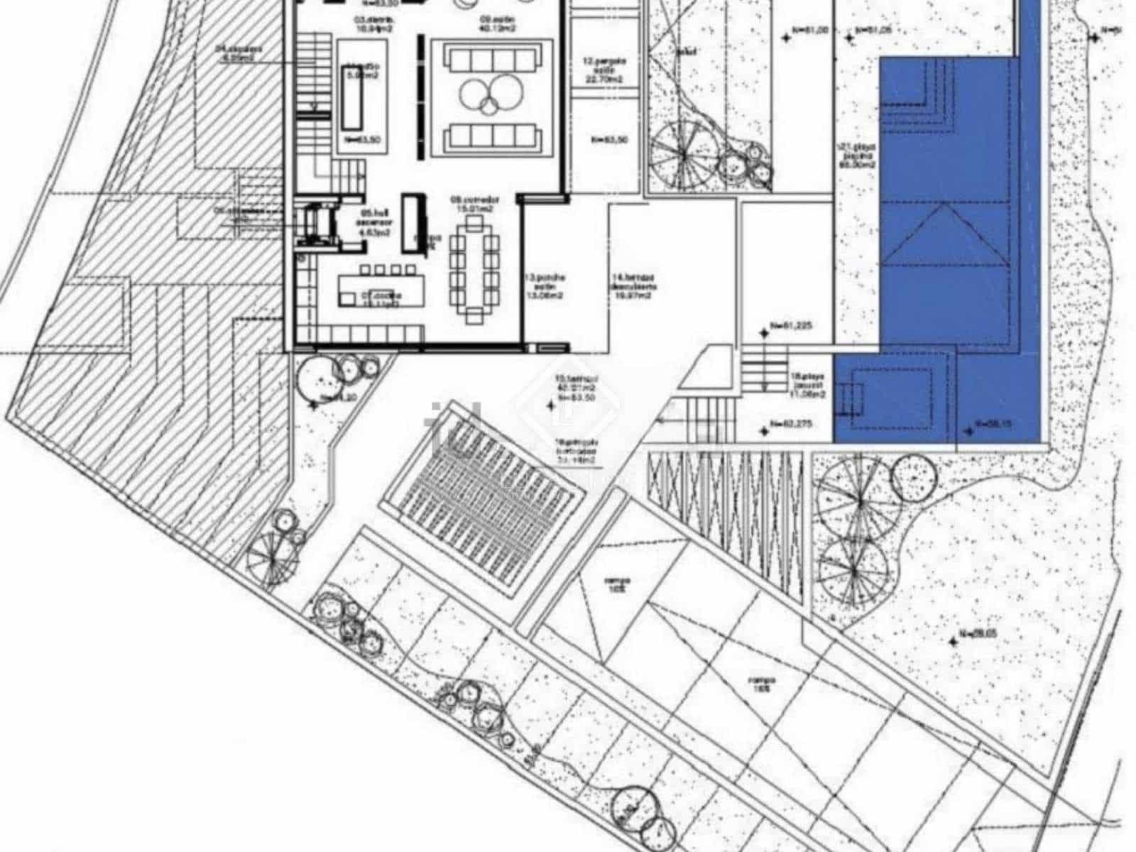 5 bedroom Villa for sale in Benahavis with pool garage - € 4,300,000 (Ref: 7748661)