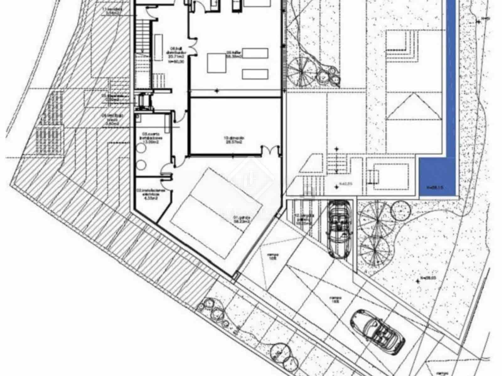 5 bedroom Villa for sale in Benahavis with pool garage - € 4,300,000 (Ref: 7748661)