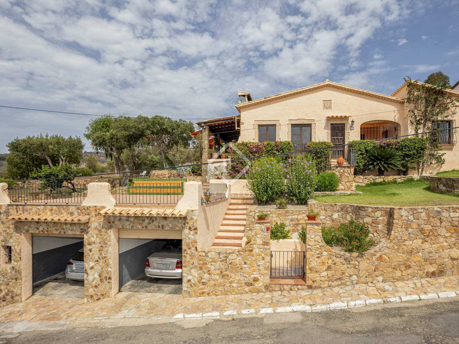 3 sypialnia Willa na sprzedaż w Castell-Platja d'Aro z garażem - 750 000 € (Ref: 7748669)