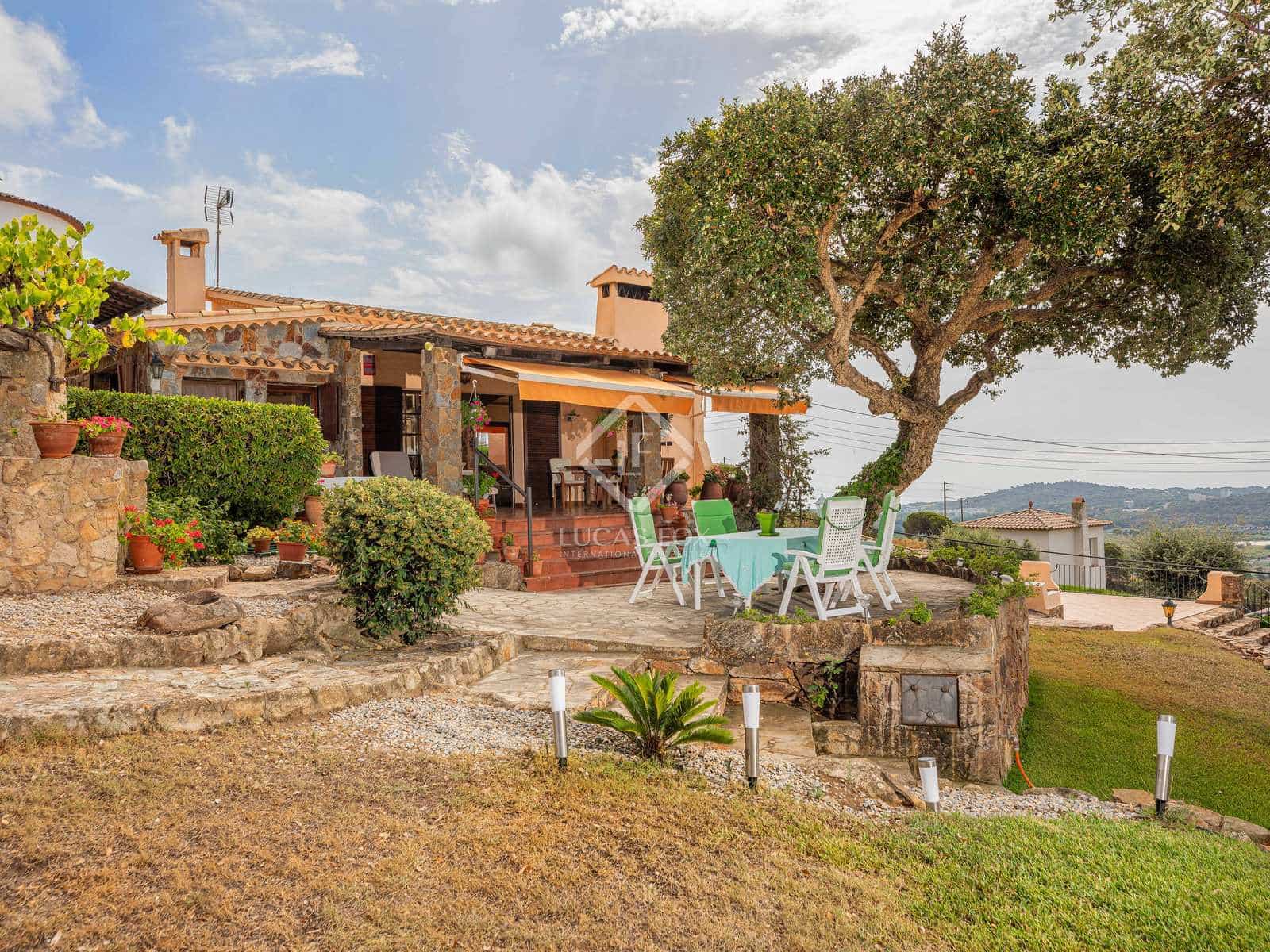 3 sypialnia Willa na sprzedaż w Castell-Platja d'Aro z garażem - 750 000 € (Ref: 7748669)