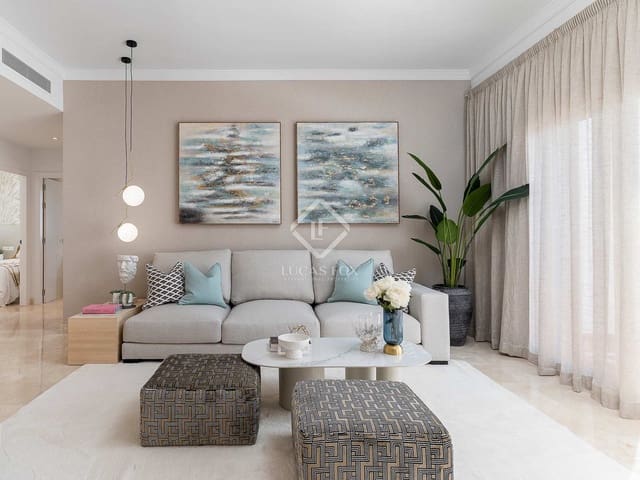 2 soverom Penthouse til salgs i El Paraiso, Estepona - € 438 000 (Ref: 7751758)