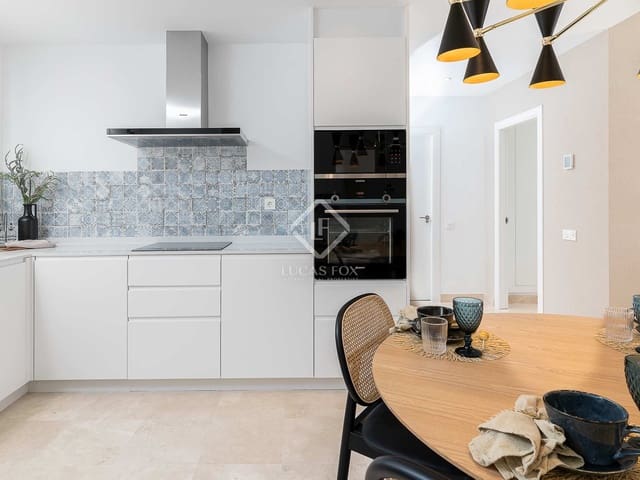 2 soverom Penthouse til salgs i El Paraiso, Estepona - € 438 000 (Ref: 7751758)