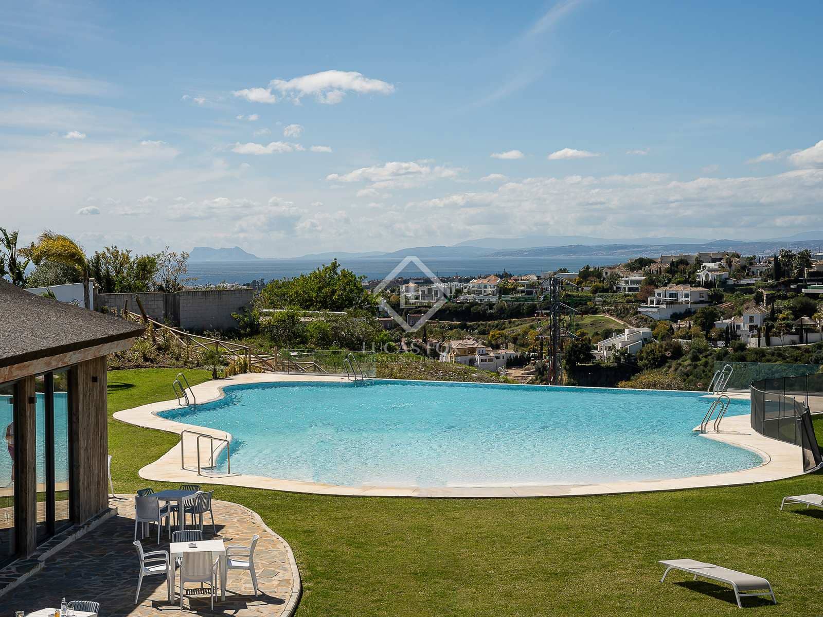 2 quarto Penthouse para venda em El Paraiso - 438 000 € (Ref: 7751758)