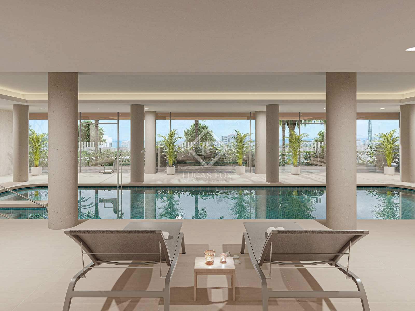 Apartamento de 3 habitaciones en Estepona en venta con piscina garaje - 924.000 € (Ref: 7754055)