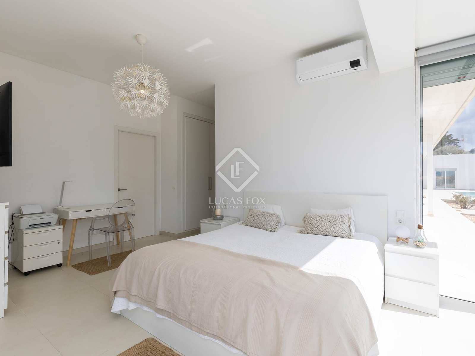 4 soveværelse Villa til salg i San Luis / Sant Lluis med swimmingpool garage - € 1.200.000 (Ref: 7754057)