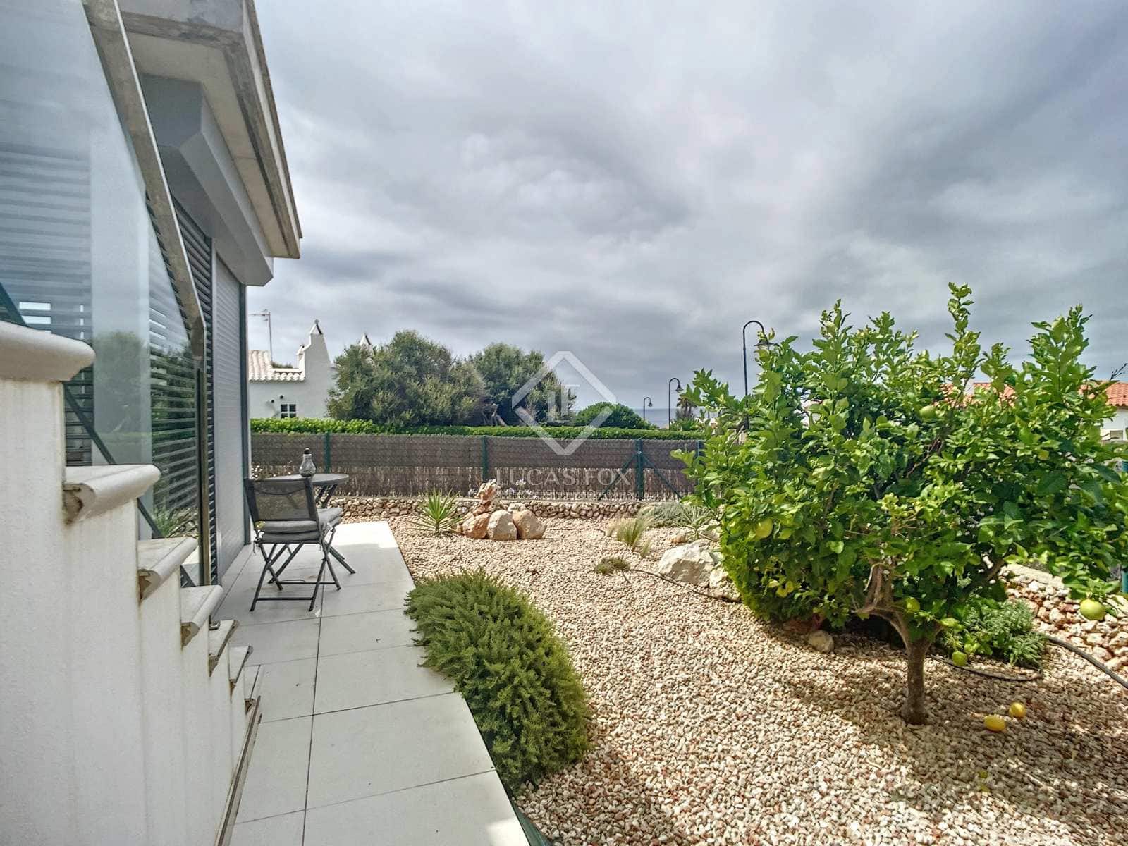 4 soveværelse Villa til salg i San Luis / Sant Lluis med swimmingpool garage - € 1.200.000 (Ref: 7754057)