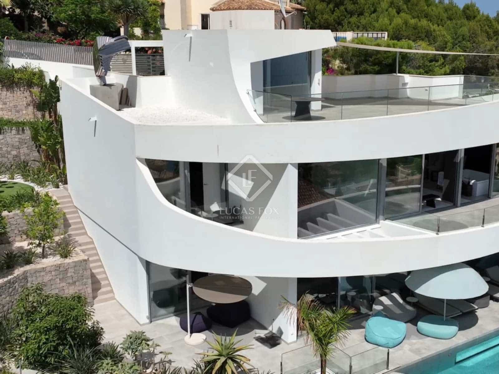 3 bedroom Villa for sale in Altea with pool garage - € 3,900,000 (Ref: 7769513)