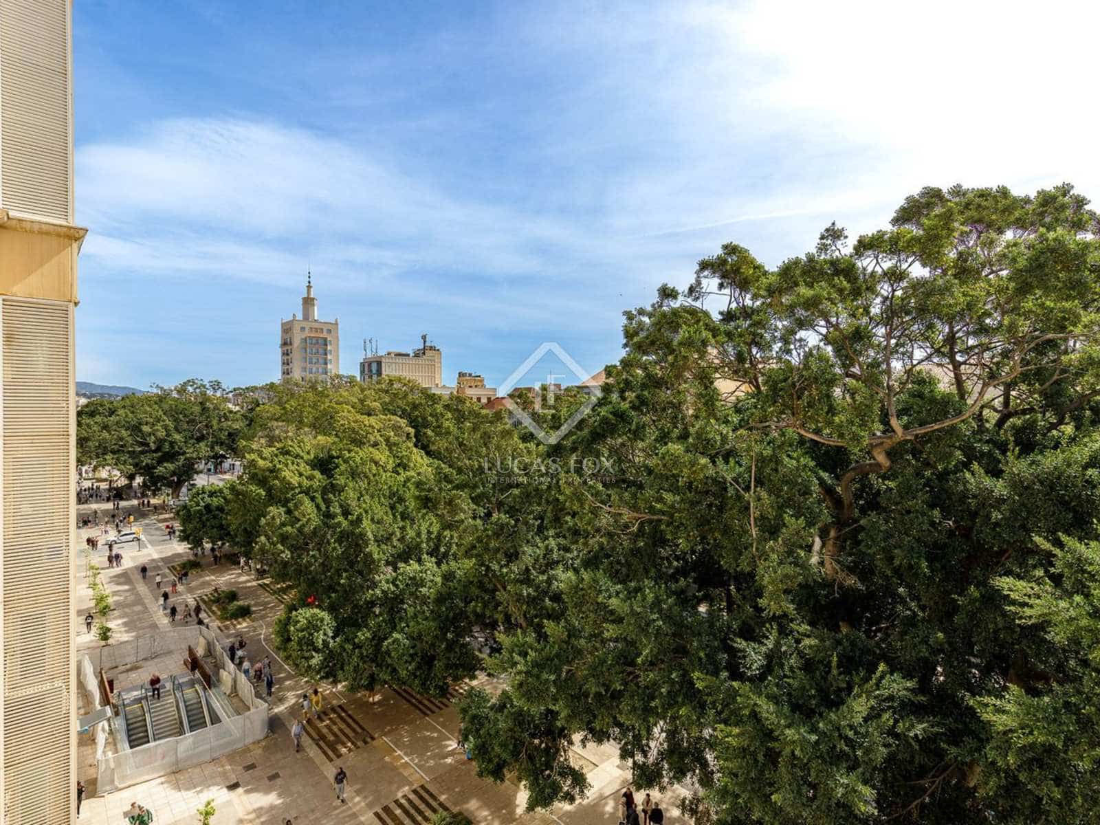 2 soveværelse Lejlighed til salg i Malaga by med garage - € 1.395.000 (Ref: 7769519)