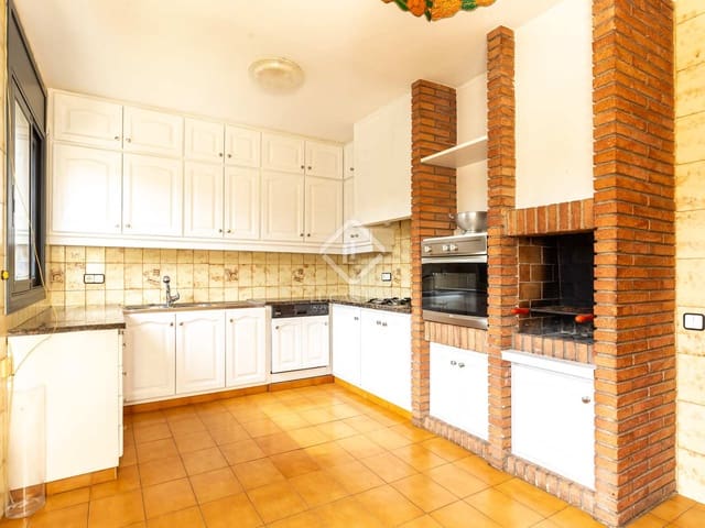 6 soverom Villa til salgs i Sant Cugat del Vallès med garasje - € 1 200 000 (Ref: 7784288)
