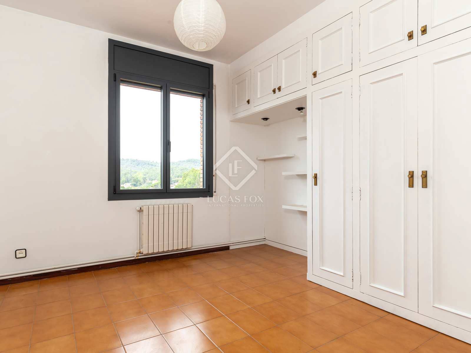 6 soverom Villa til salgs i Sant Cugat del Valles med garasje - € 1 200 000 (Ref: 7784288)