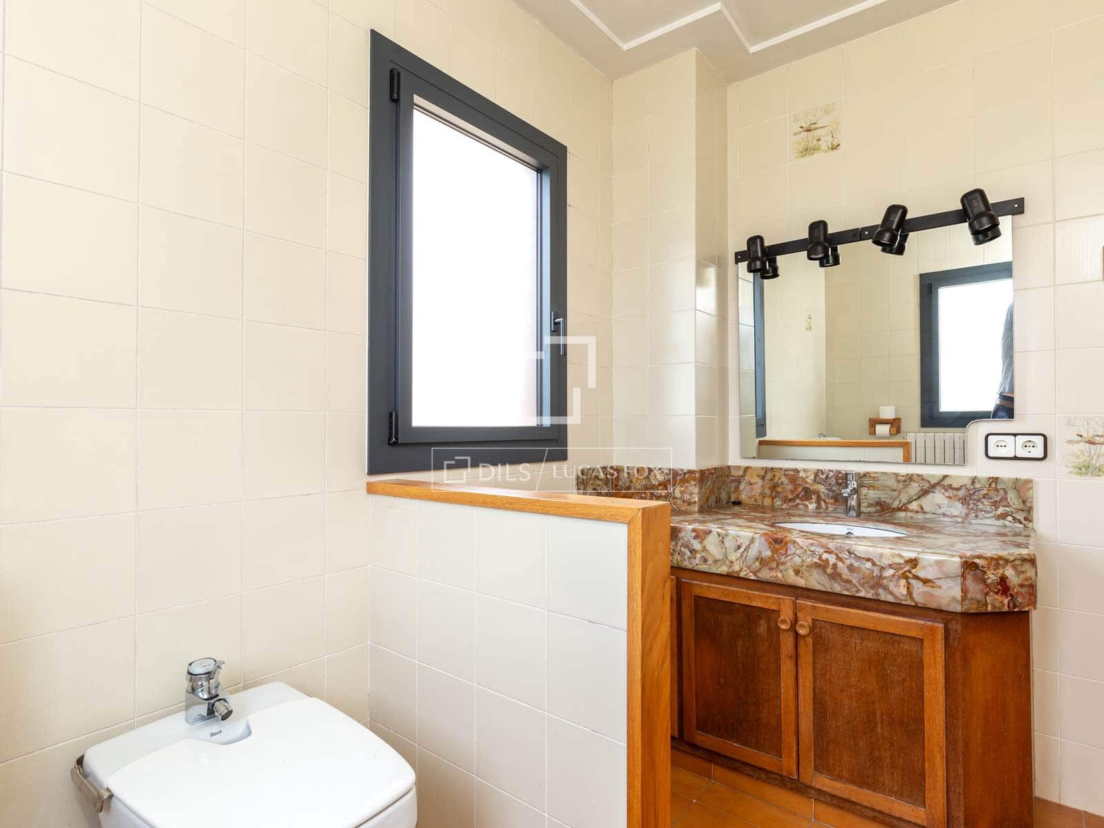6 soverom Villa til salgs i Sant Cugat del Valles med garasje - € 1 200 000 (Ref: 7784288)
