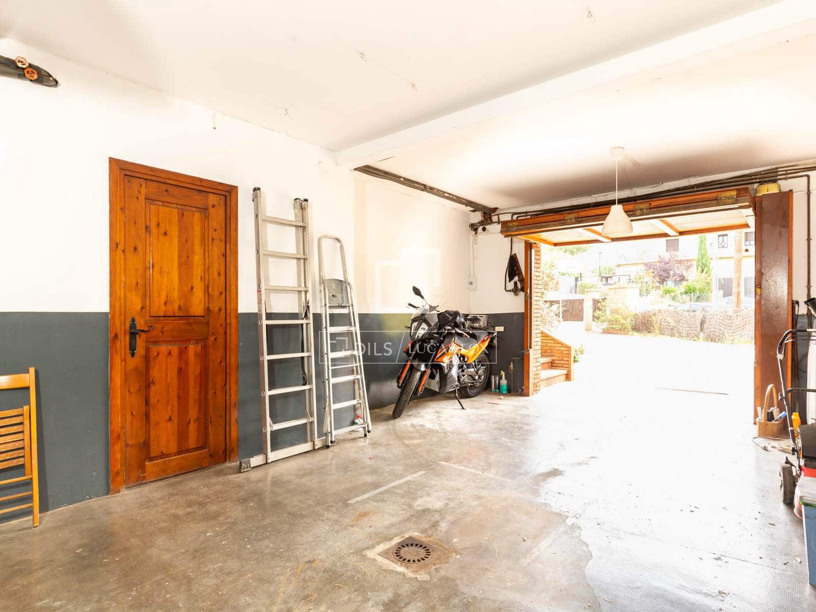 6 soverom Villa til salgs i Sant Cugat del Valles med garasje - € 1 200 000 (Ref: 7784288)