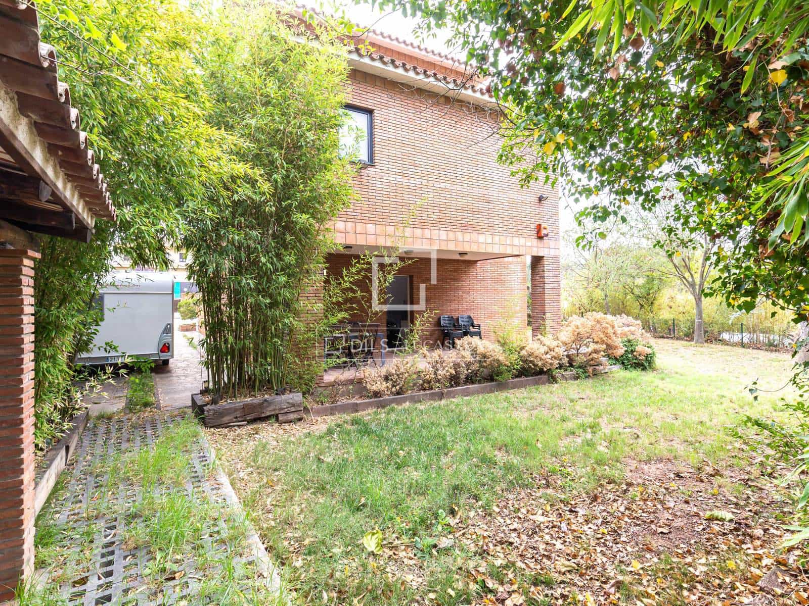 6 soverom Villa til salgs i Sant Cugat del Valles med garasje - € 1 200 000 (Ref: 7784288)