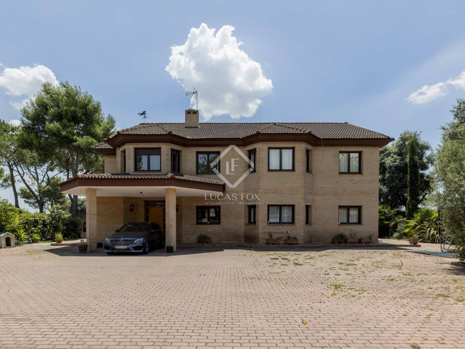 6 Zimmer Villa zu verkaufen in Boadilla del Monte mit Pool Garage - 2.000.000 € (Ref: 7786533)