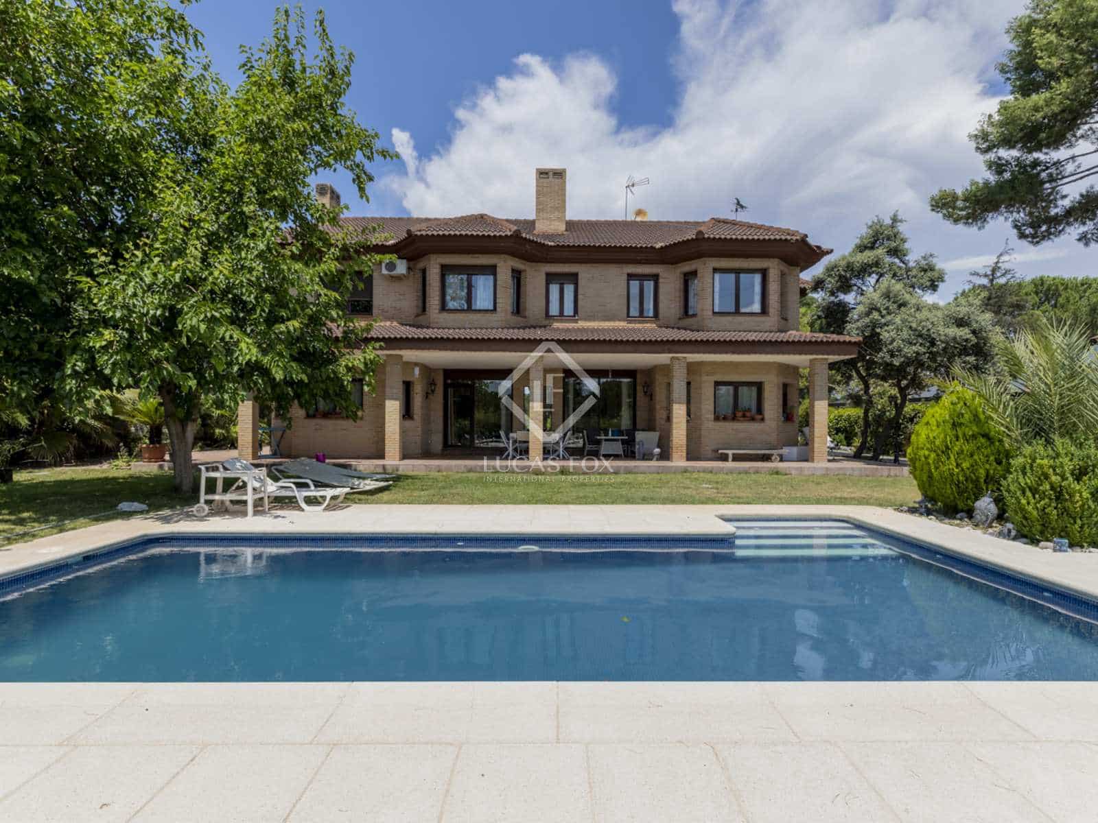 6 Zimmer Villa zu verkaufen in Boadilla del Monte mit Pool Garage - 2.000.000 € (Ref: 7786533)