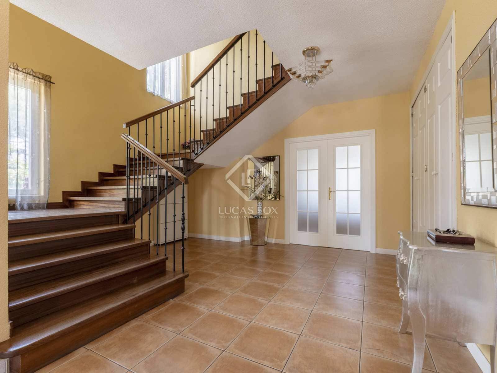 6 Zimmer Villa zu verkaufen in Boadilla del Monte mit Pool Garage - 2.000.000 € (Ref: 7786533)