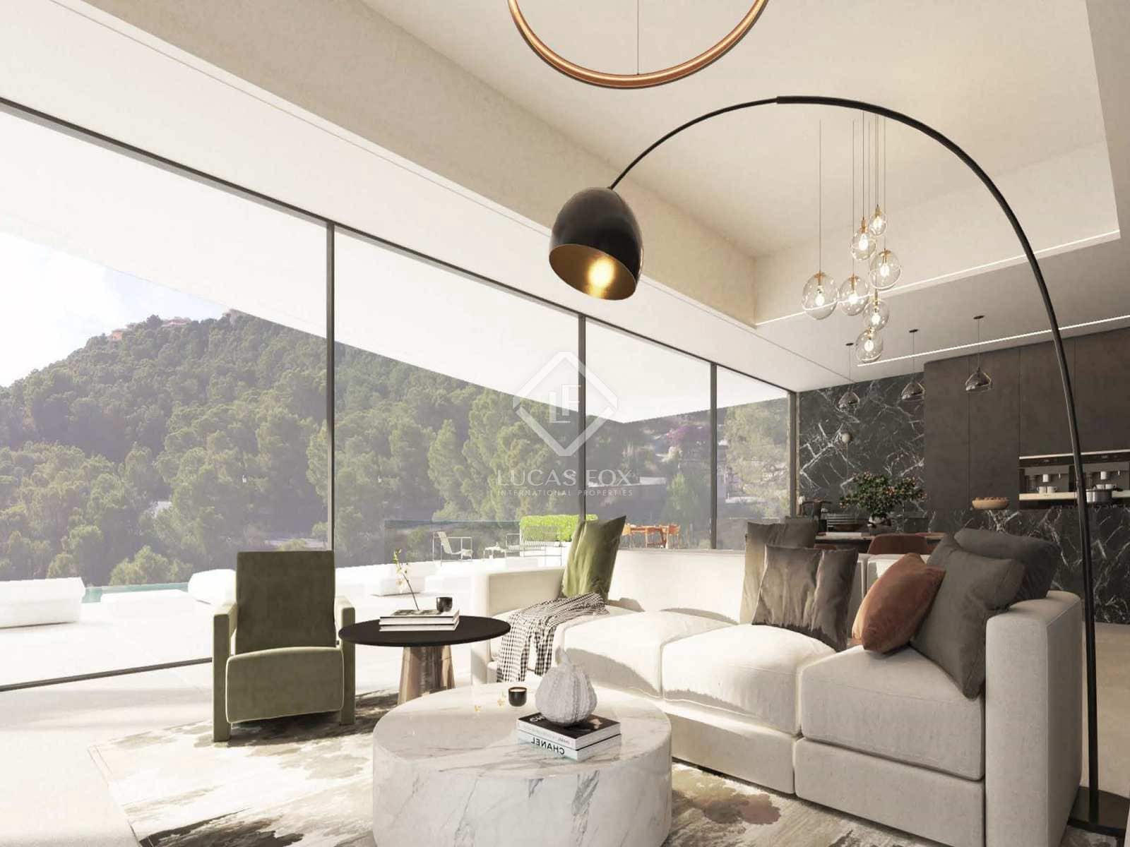 4 bedroom Villa for sale in Altea with pool garage - € 2,450,000 (Ref: 7786538)