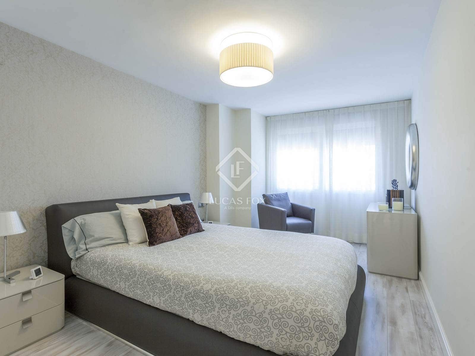 Appartement de 5 chambres à louer à Valence ville avec garage - 3 000 € (Ref: 7788173)