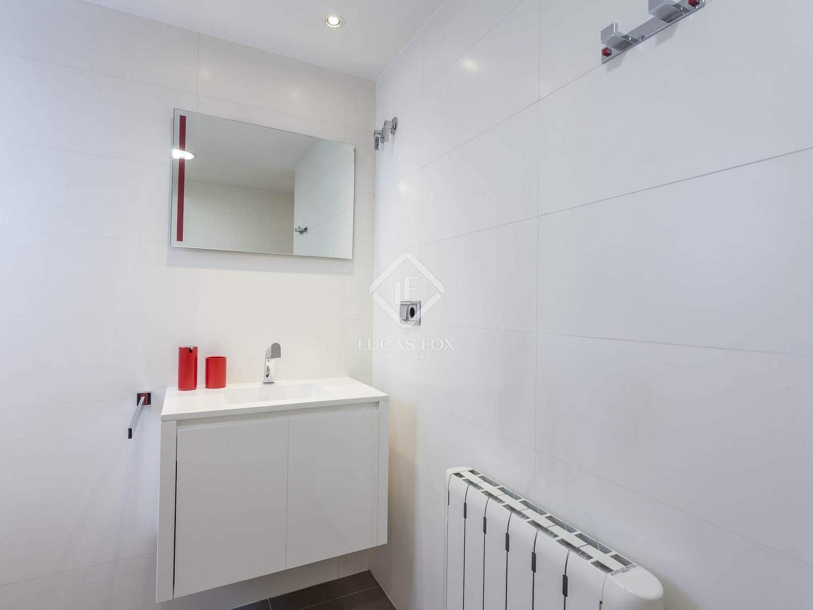 Appartement de 5 chambres à louer à Valence ville avec garage - 3 000 € (Ref: 7788173)