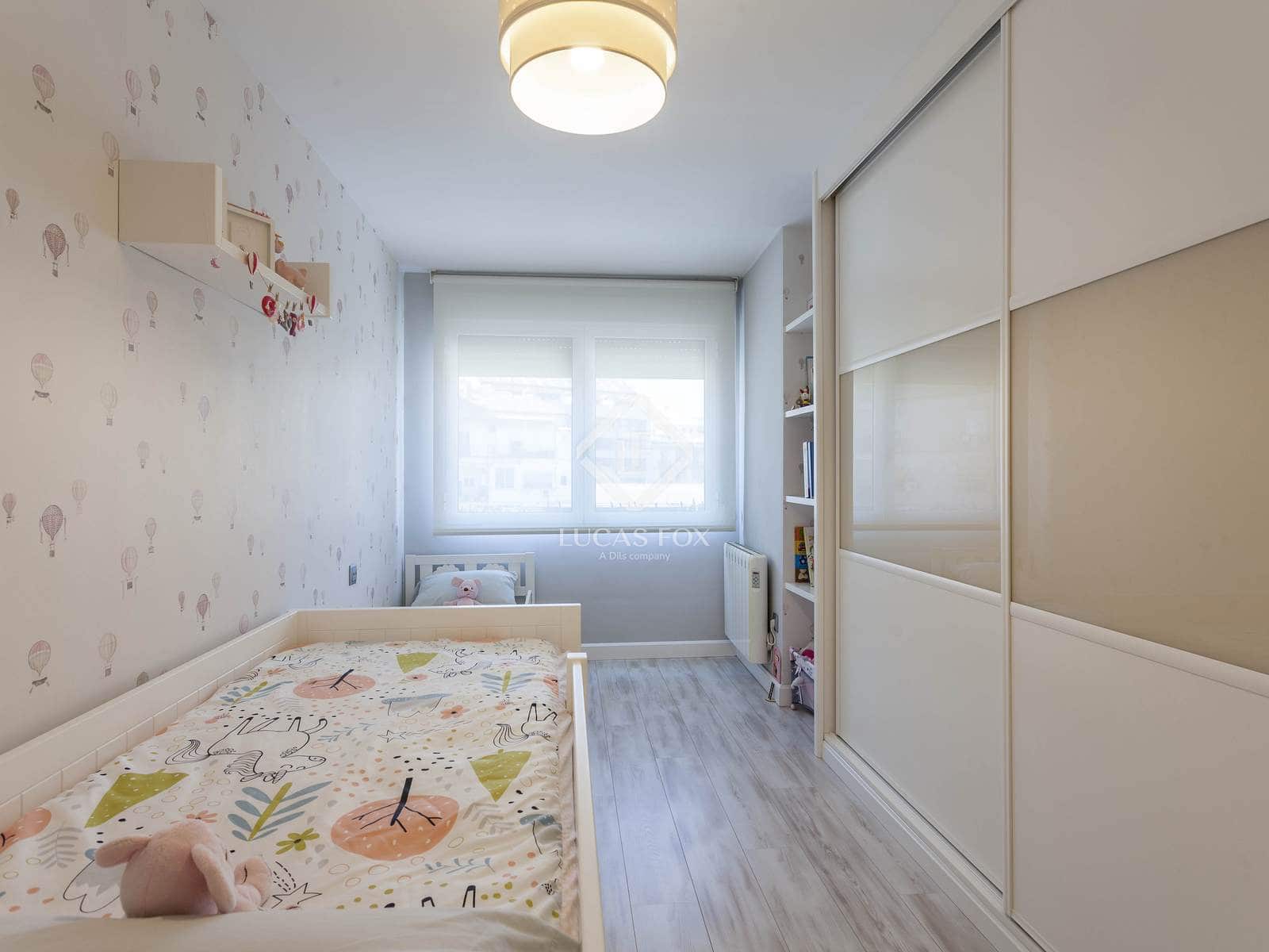 Appartement de 5 chambres à louer à Valence ville avec garage - 3 000 € (Ref: 7788173)