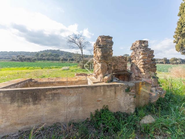 6 bedroom Finca/Country House for sale in Casavells, Corçà - € 799,000 (Ref: 7790273)