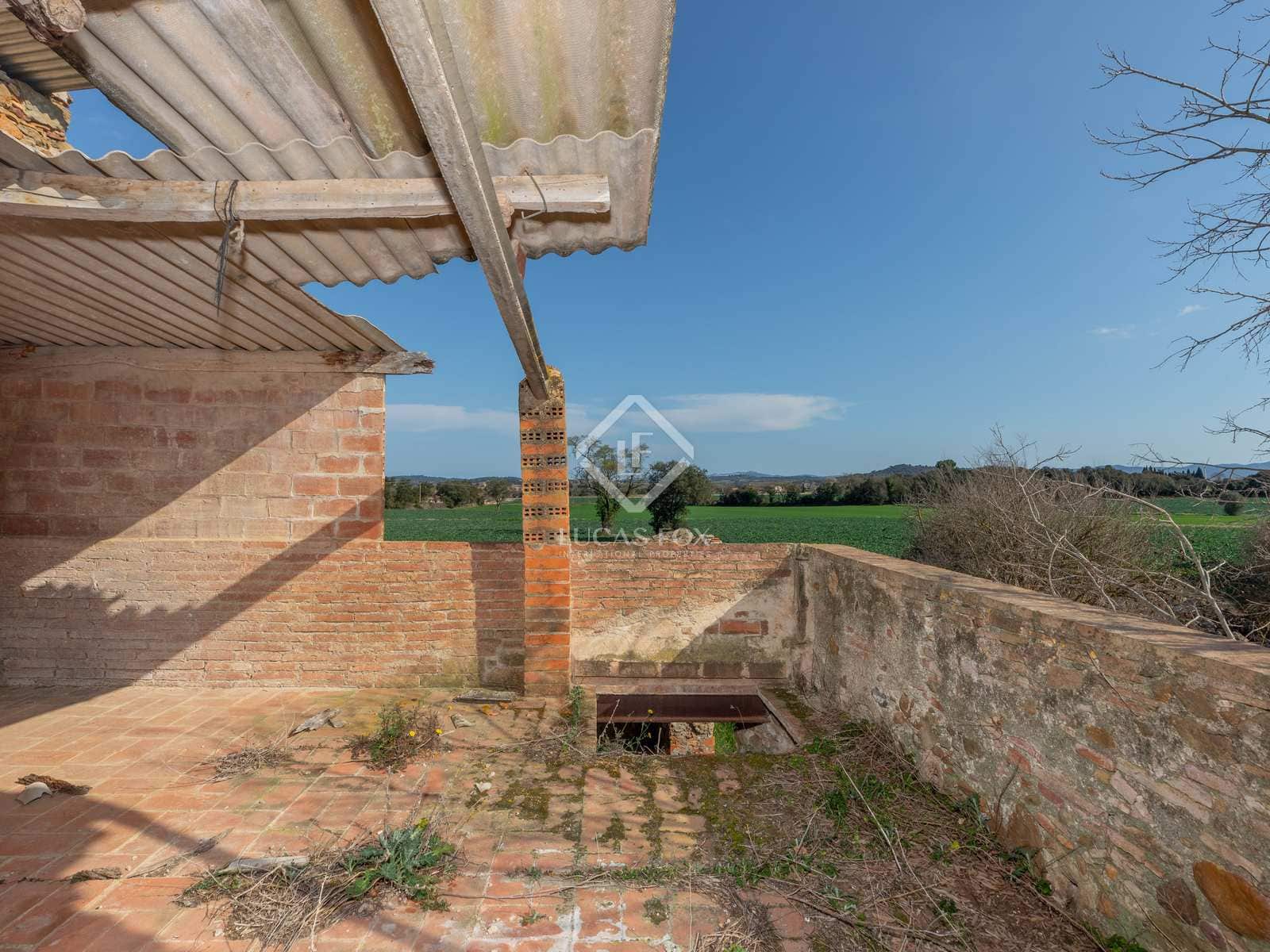 6 soveværelse Finca/Landehus til salg i Casavells - € 799.000 (Ref: 7790273)