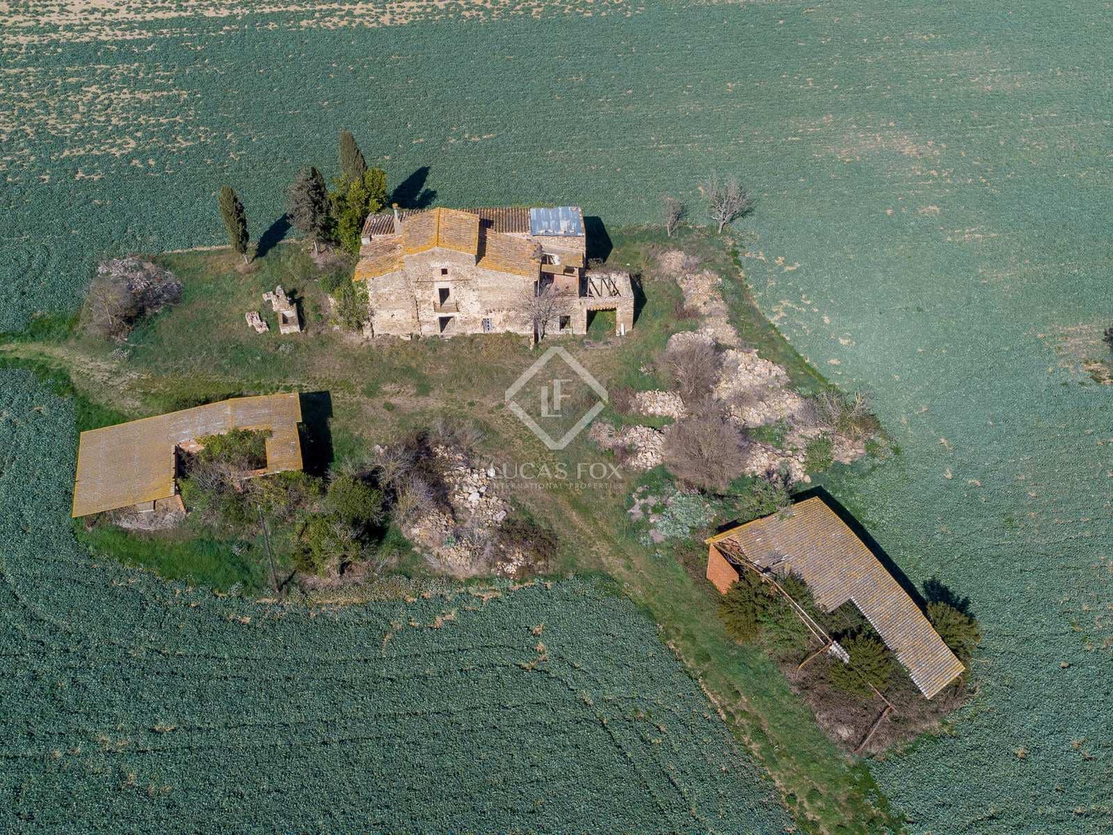 6 soveværelse Finca/Landehus til salg i Casavells - € 799.000 (Ref: 7790273)