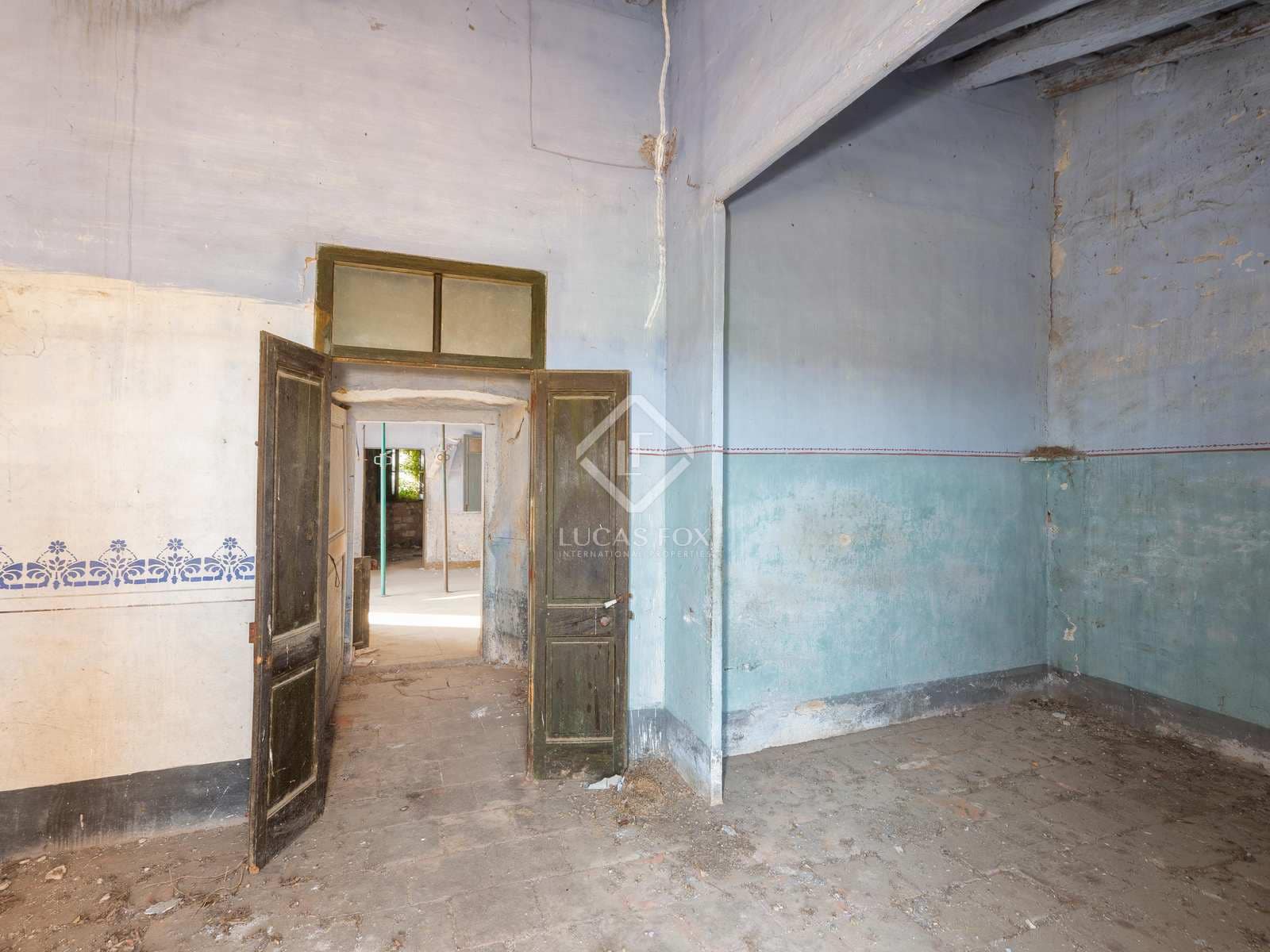 6 soveværelse Finca/Landehus til salg i Casavells - € 799.000 (Ref: 7790273)