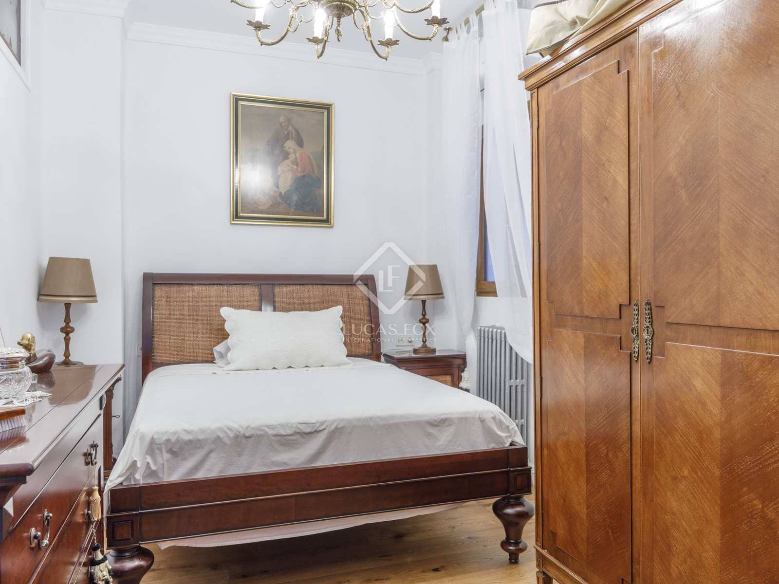 2 bedroom Apartment for sale in Valencia city - € 800,000 (Ref: 7791621)