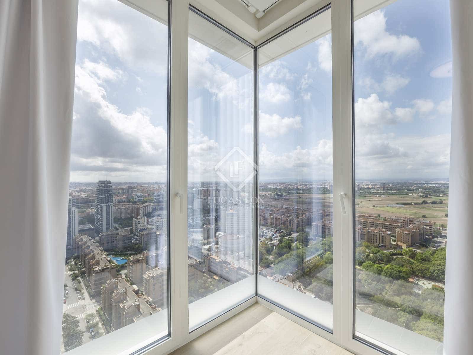 2 soverom Leilighet til leie i Valencia by med svømmebasseng garasje - € 2 400 (Ref: 7791622)