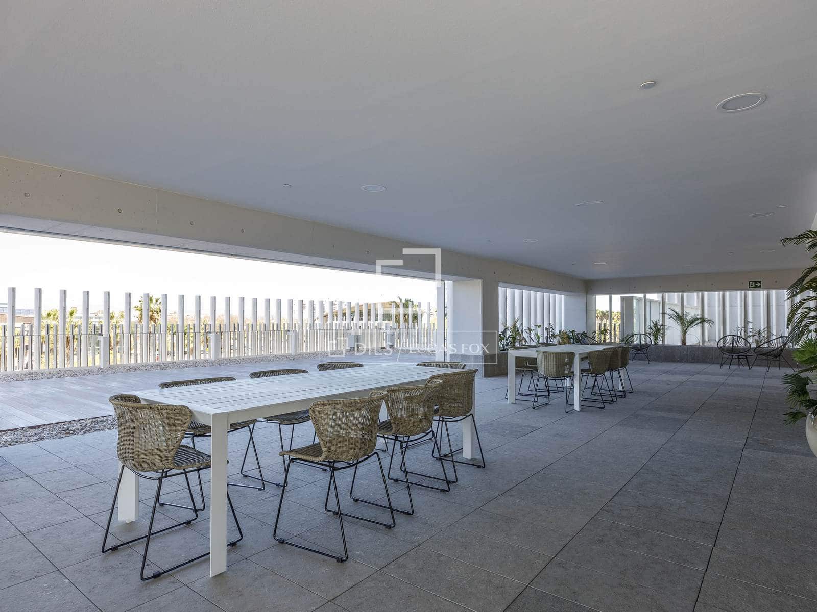 2 soverom Leilighet til leie i Valencia by med svømmebasseng garasje - € 2 400 (Ref: 7791622)