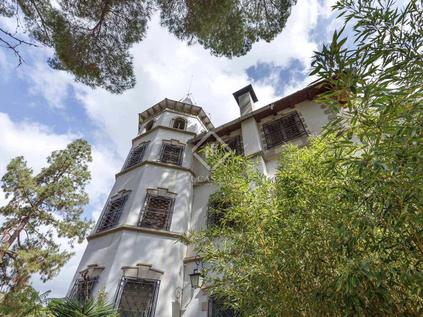 9 bedroom Villa for sale in Naquera with pool garage - € 1,300,000 (Ref: 7798152)