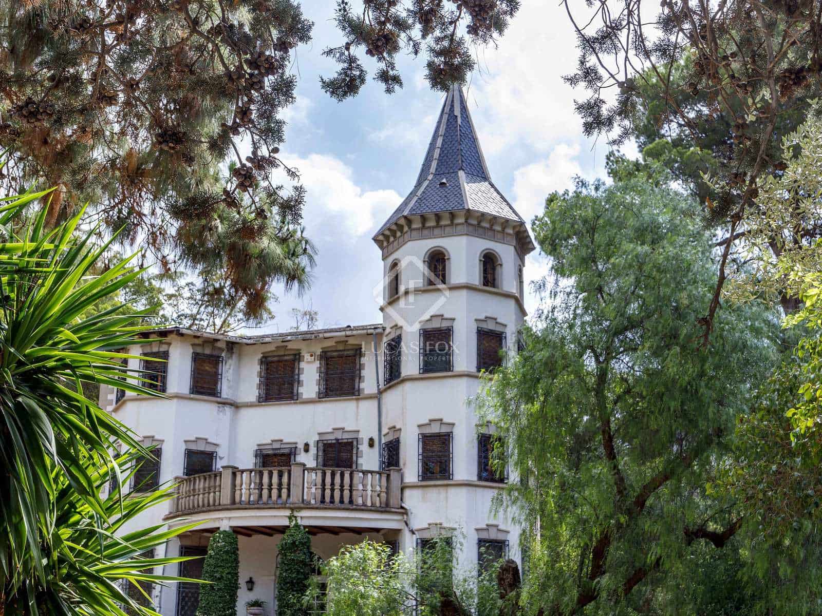 9 bedroom Villa for sale in Naquera with pool garage - € 1,300,000 (Ref: 7798152)