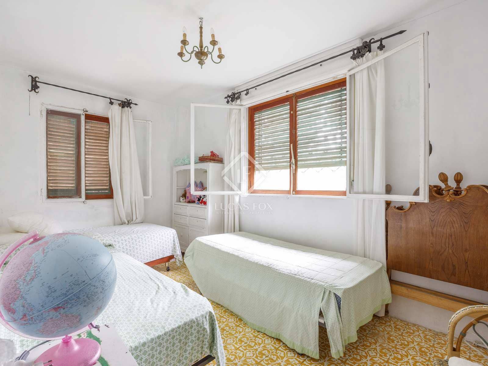 9 bedroom Villa for sale in Naquera with pool garage - € 1,300,000 (Ref: 7798152)