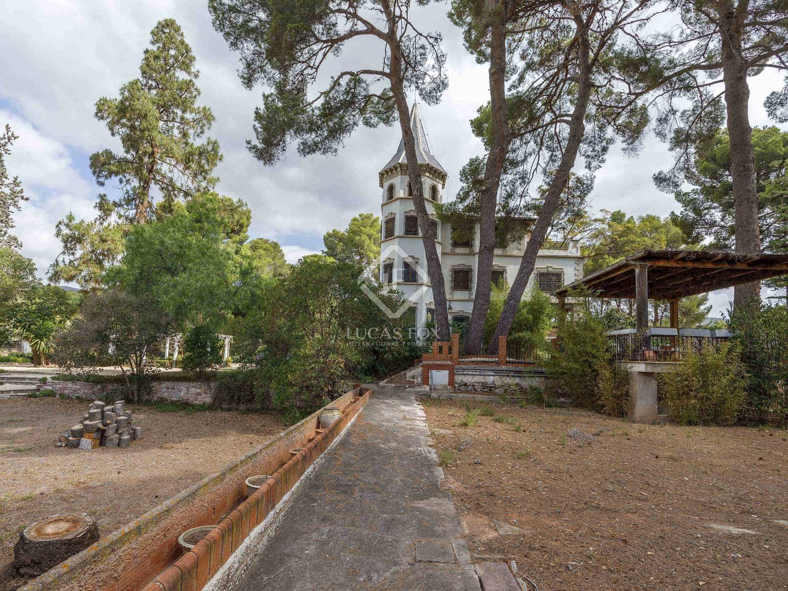 9 bedroom Villa for sale in Naquera with pool garage - € 1,300,000 (Ref: 7798152)