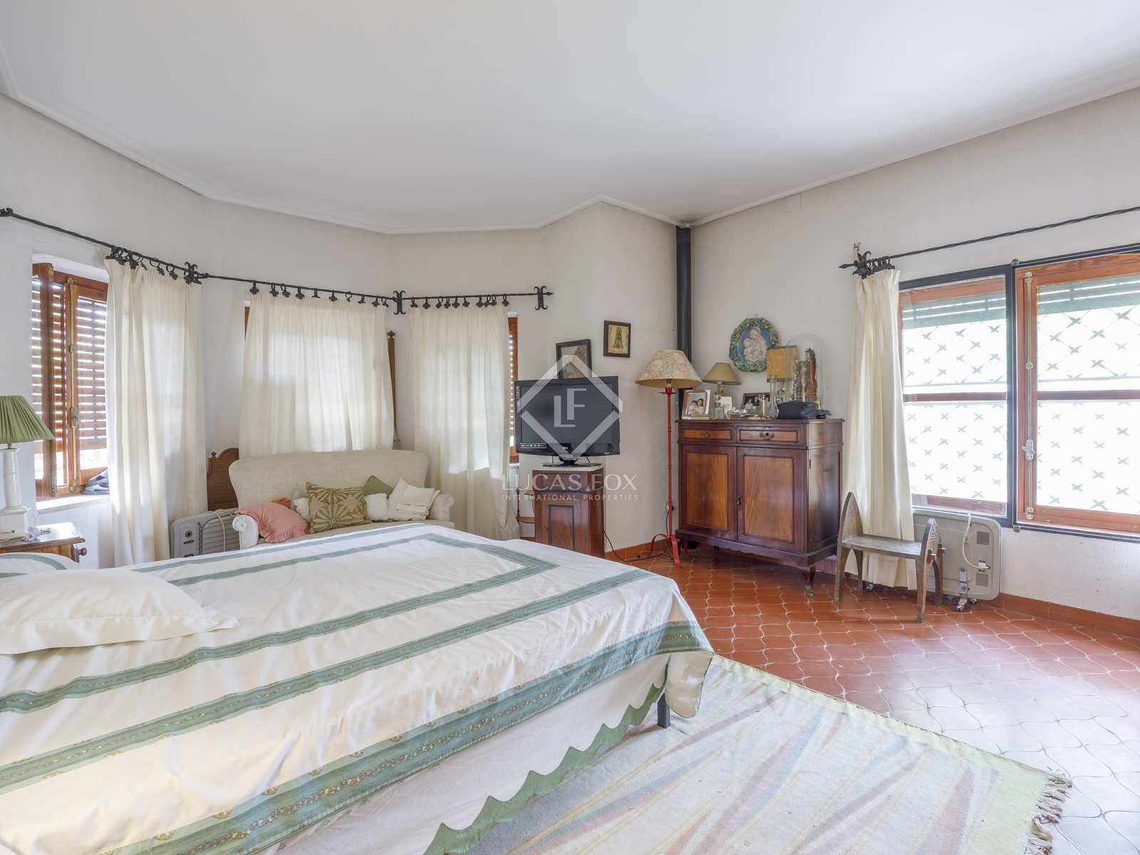 9 bedroom Villa for sale in Naquera with pool garage - € 1,300,000 (Ref: 7798152)